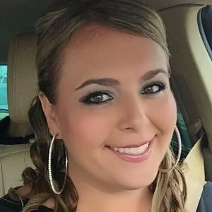 Meet your Posher, Michaela